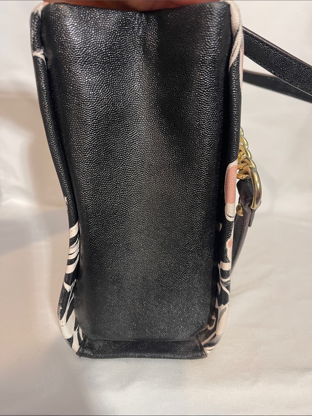 Anne Klein Black Shoulder Bag with Blush Floral Print and Gold Accents NWOT - Picture 6 of 11